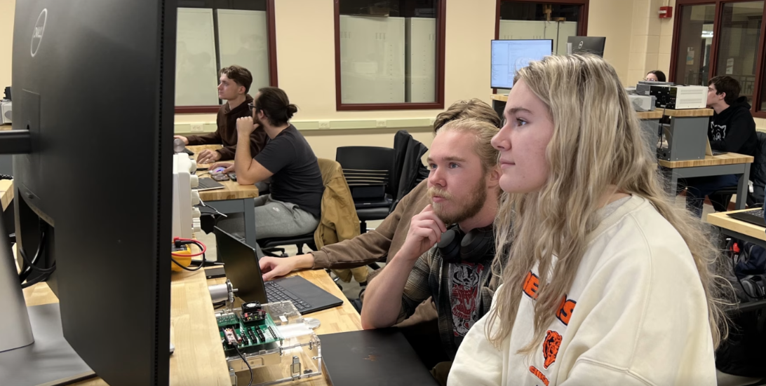 New mechatronics course prepares students for high-demand engineering jobs